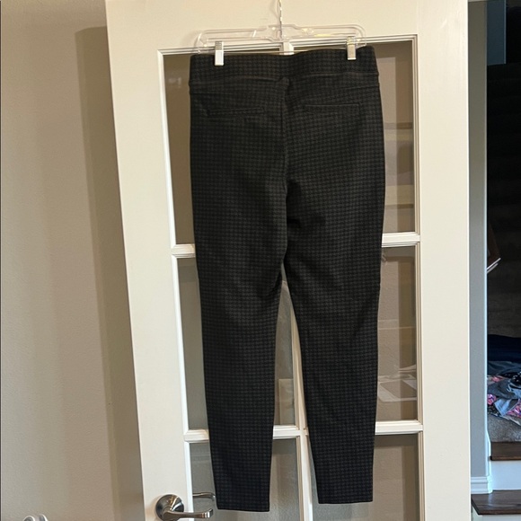 Liverpool Black Textured Leggings - Picture 7 of 10